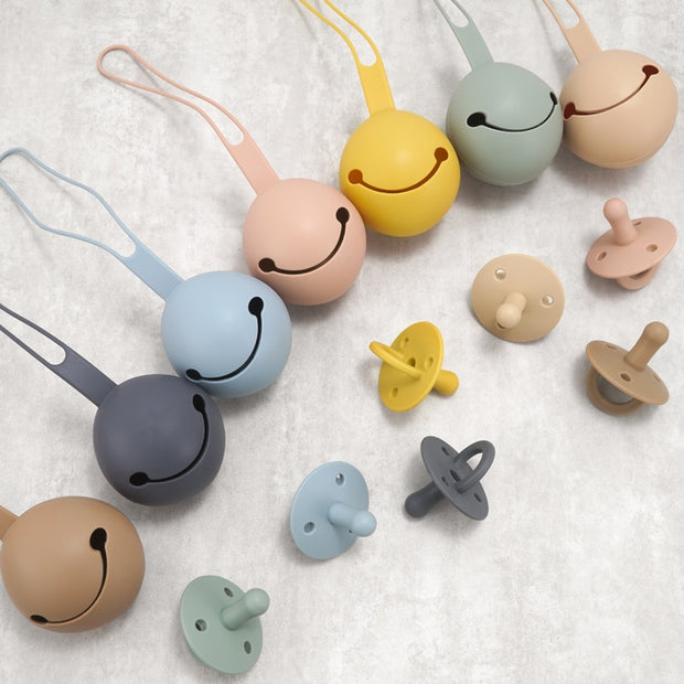The Pocket "Paci" Holder BABY VIBES & CO.